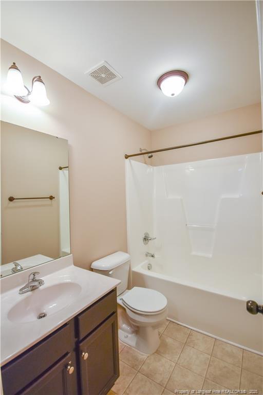 Building Photo - 124 Summer Creek Ln