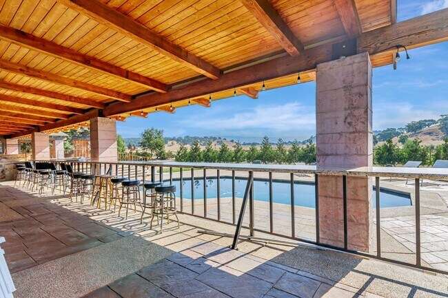 Building Photo - 9270 Linda Vista Ln