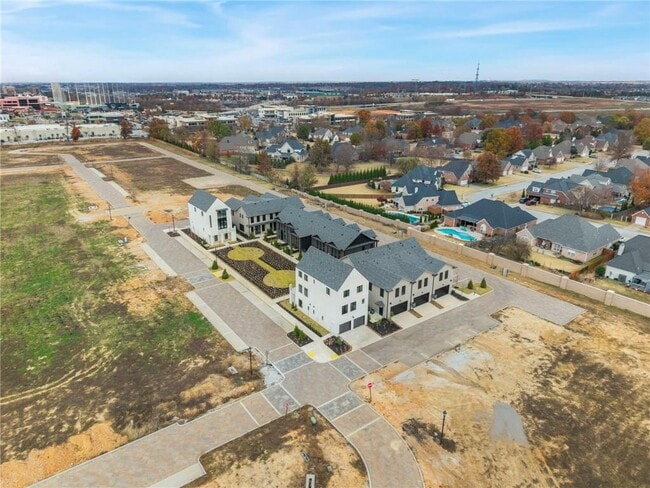 Building Photo - 4625 S 47th St