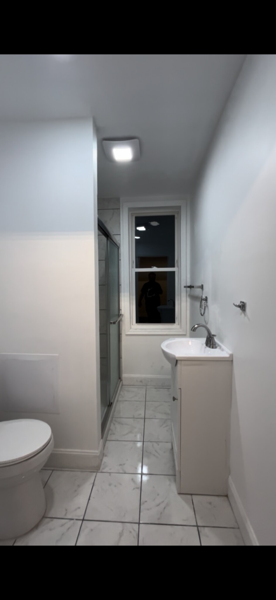 Building Photo - 1829 Van Vranken Ave