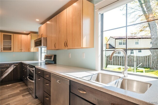 Building Photo - 4071 Sesame Path