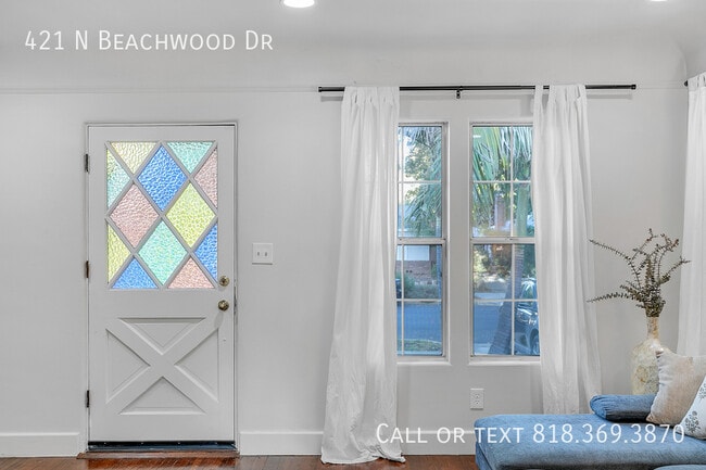 Building Photo - 421 N Beachwood Dr