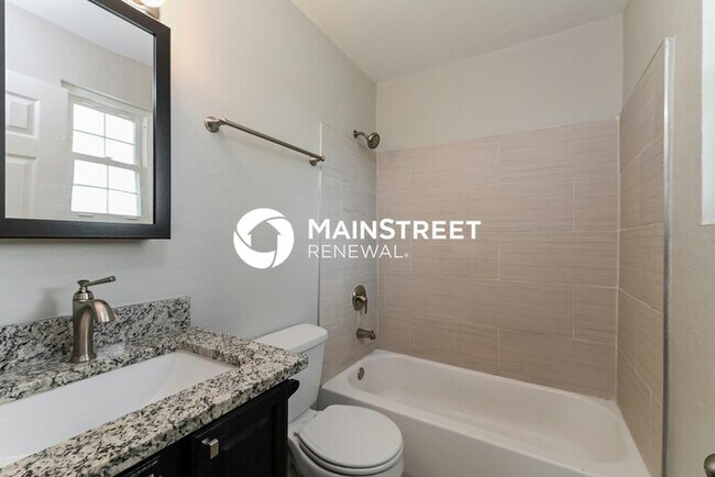 Building Photo - 3 Bedroom Pet-Friendly Home in Cape Coral, FL with Main Street Renewal