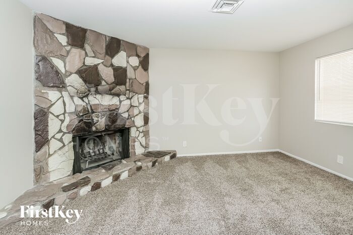 Building Photo - 6309 Molino St