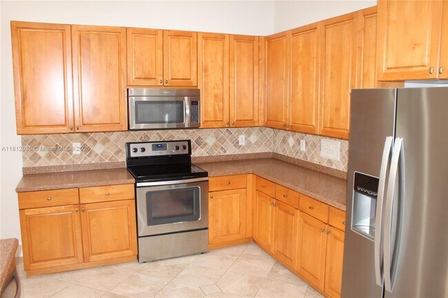 Building Photo - 1342 Crossbill Ct