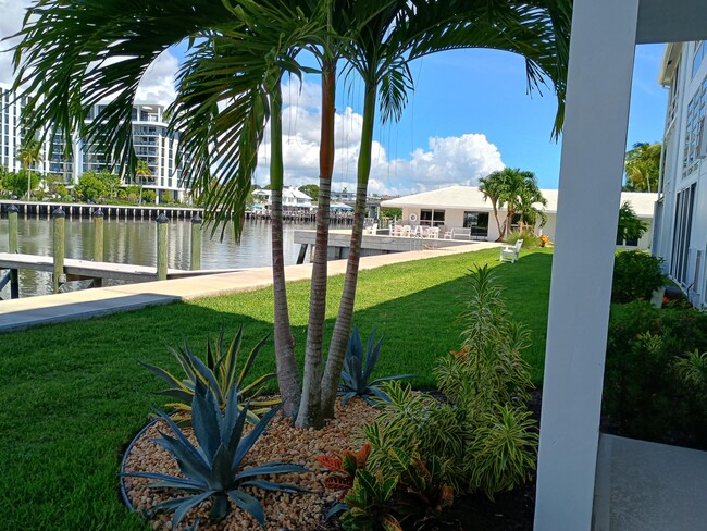 Building Photo - 5520 N Ocean Blvd