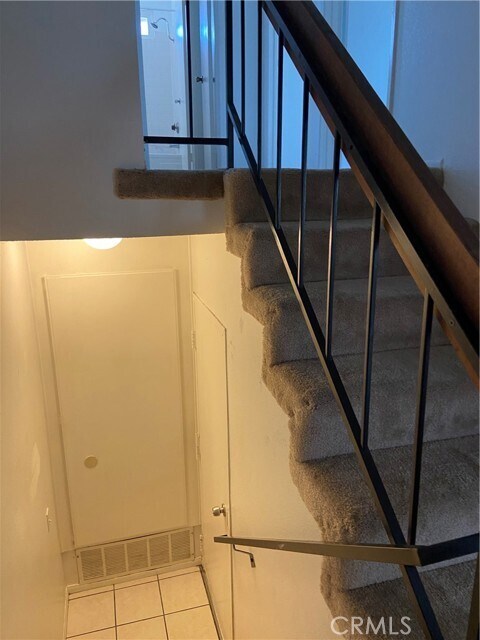 Building Photo - 3160 E Palm Dr