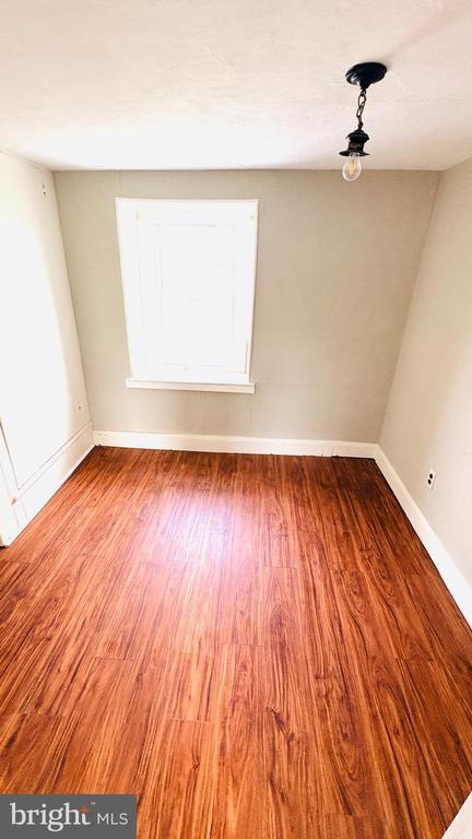 Building Photo - 3679 Pickertown Rd