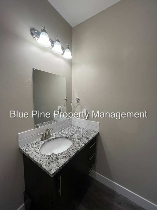 Building Photo - 591 Turin Way