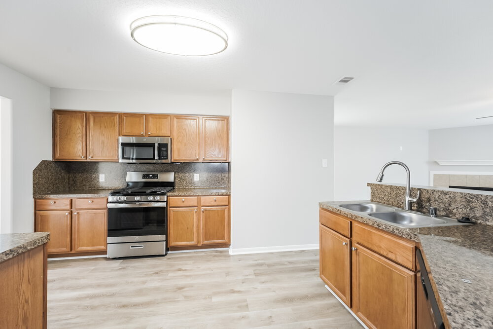 Building Photo - 9816 Lace Flower Way