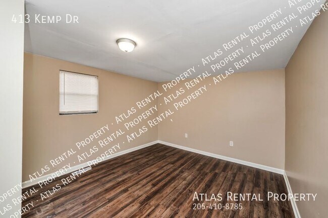 Building Photo - 413 Kemp Dr