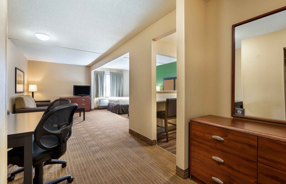 Building Photo - Furnished Studio-Atlanta - Alpharetta - No...