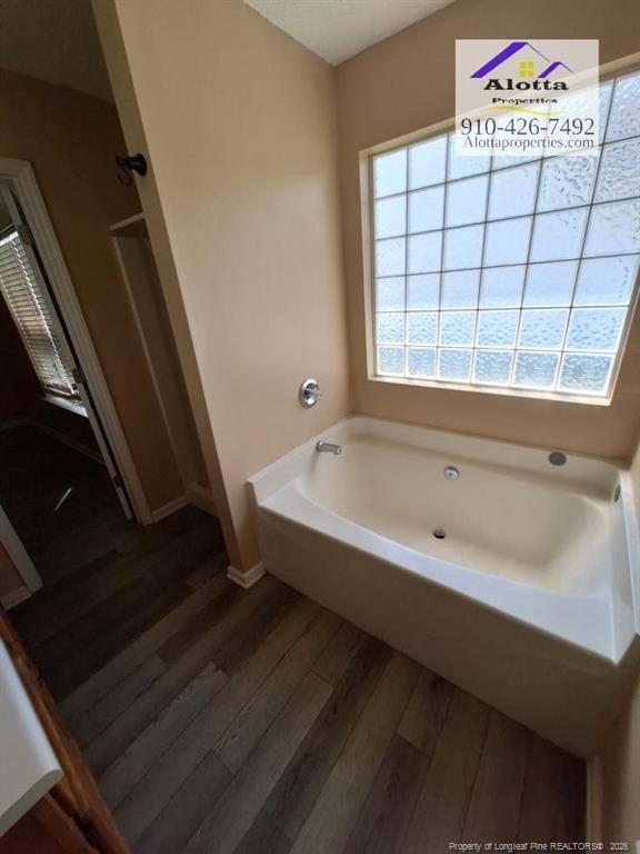 Building Photo - 866 Nighthawk Pl