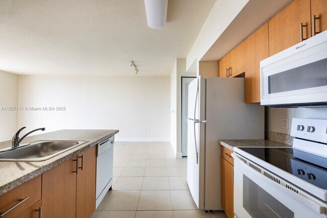 Building Photo - 2350 SW 27th Ave