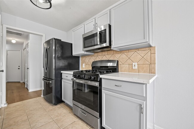 Building Photo - 510 Cypresswood Trce