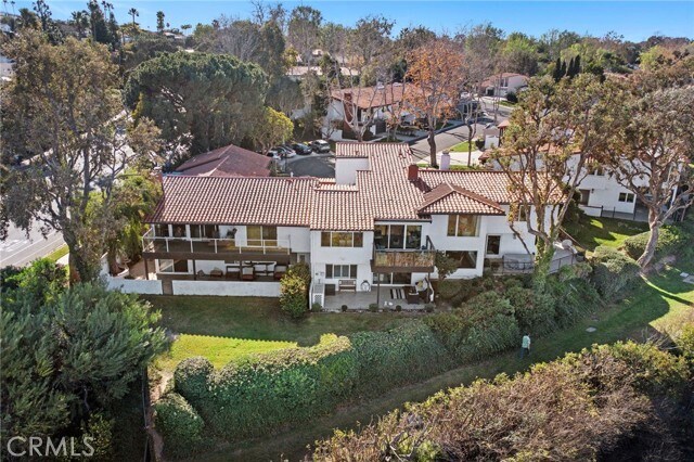 Building Photo - 2981 Quedada