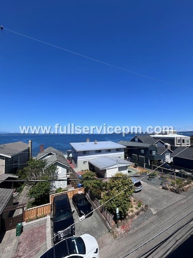 Building Photo - Alki Beach Living! Comfy 1 BD! Puget Sound Views! Super Sunsets!