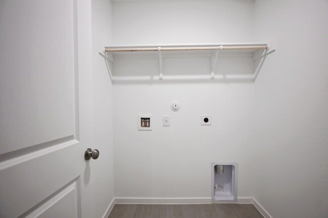 Building Photo - 15023 Azzurro Stone