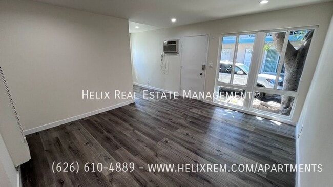 Building Photo - 1138 E Elk Ave