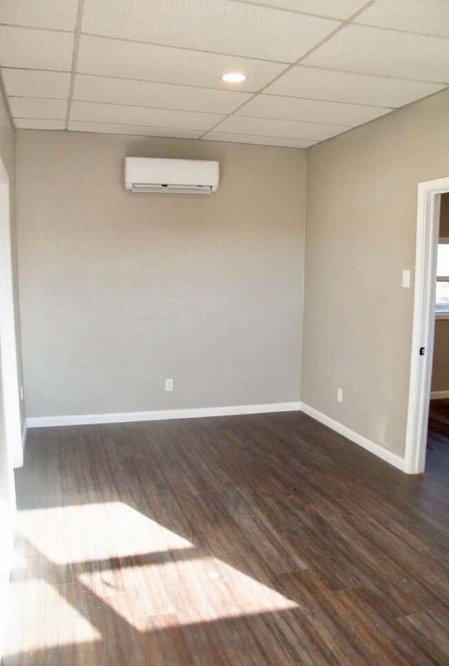 Building Photo - 200 PR-4350