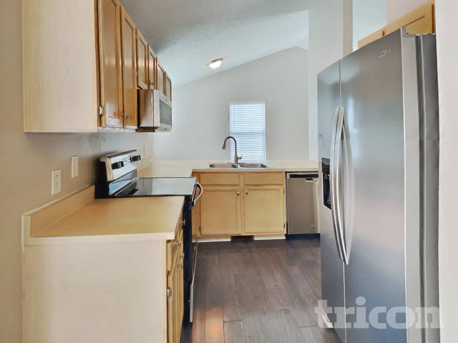 Building Photo - 716 Sweetwater Cir