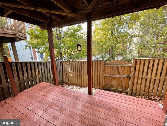Building Photo - 4106 Hazelwood Ct