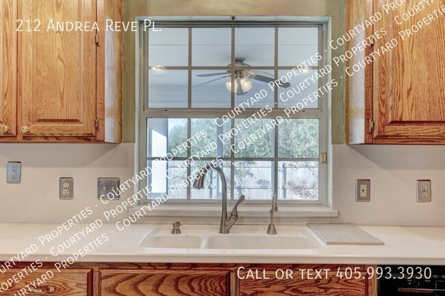 Building Photo - 212 Andrea Reve Pl