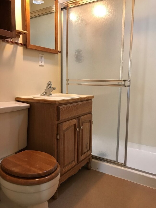 Building Photo - 205 Daley Dr