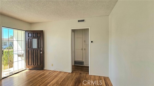 Building Photo - 9721 Ardendale Ave