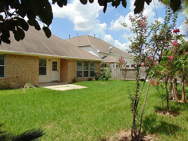 Building Photo - 5023 Parkcanyon Ln