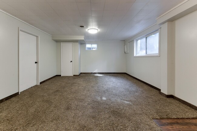 Basement - 2304 E Cardinal St