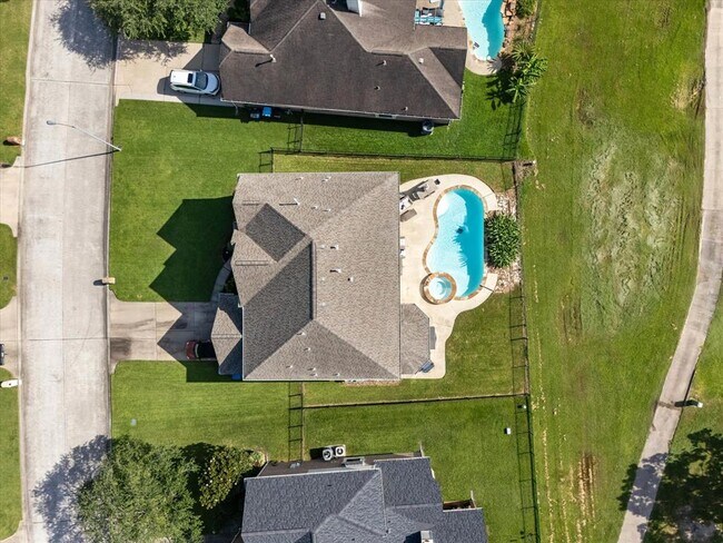 Building Photo - 8719 Silver Lure Dr