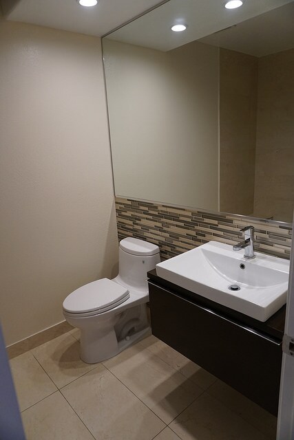 Building Photo - Beautiful 3 Bedroom 2 Bathroom Newbury Park Home! Ready for Move In!