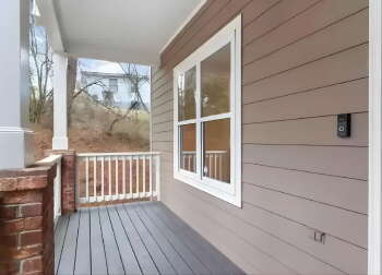 Building Photo - Affordable $190/Week Furnished Room in Westside Intown Atlanta – Utilities Included - High Speed ...