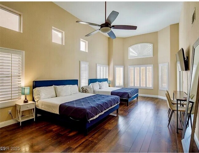 Building Photo - 7469 Thornsby Ct