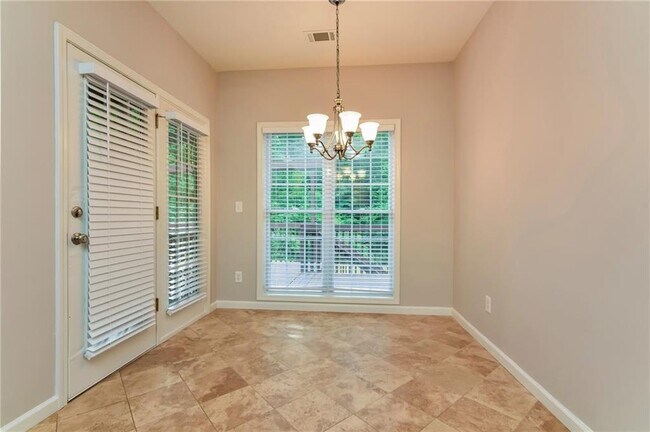 Building Photo - 4318 Welbron Dr