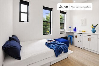 Building Photo - Room in Shared 3 bed/3 bath home