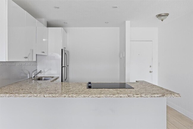 Building Photo - 4920 NW 79th Ave