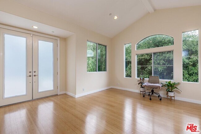 Building Photo - 23639 Clover Trail