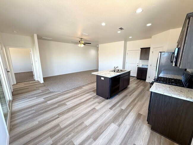 Building Photo - Beautiful New Construction 3 Bedroom Home ...