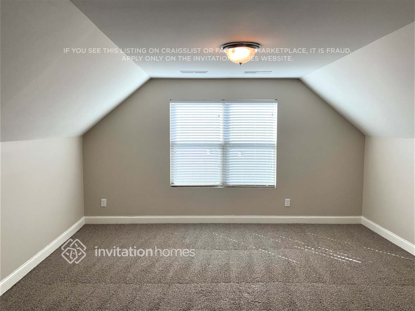 Building Photo - 5381 Roberta Crossing Dr