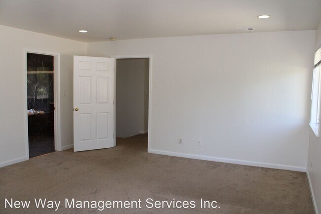 Building Photo - 5 br, 3 bath House - 209 Rossi Avenue, Unit A