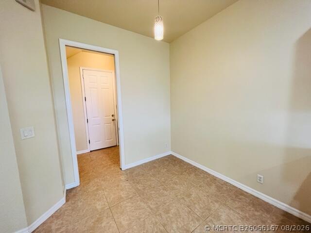 Building Photo - 25 Beechdale Ln
