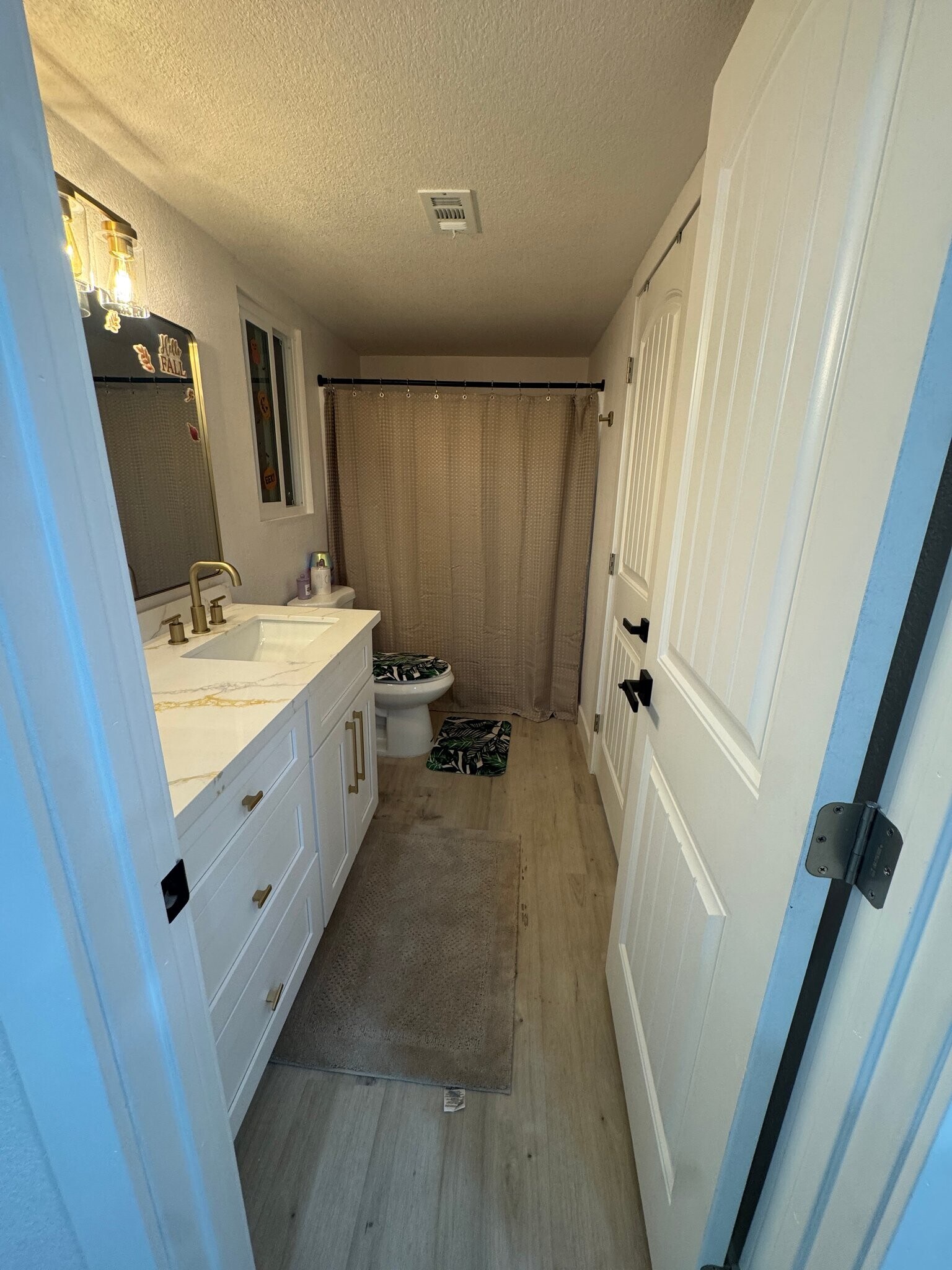 Building Photo - 1565 Joanne St