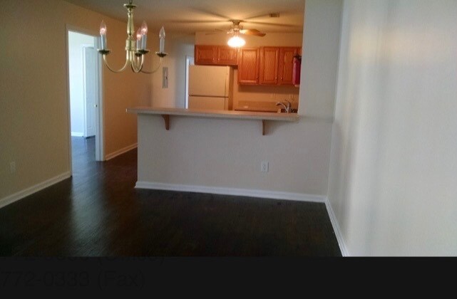 Building Photo - 37 Parkside Ct