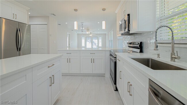 Building Photo - 2836 Arbutus St