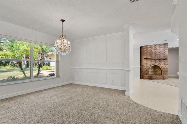 Building Photo - 10206 Lakeview Dr