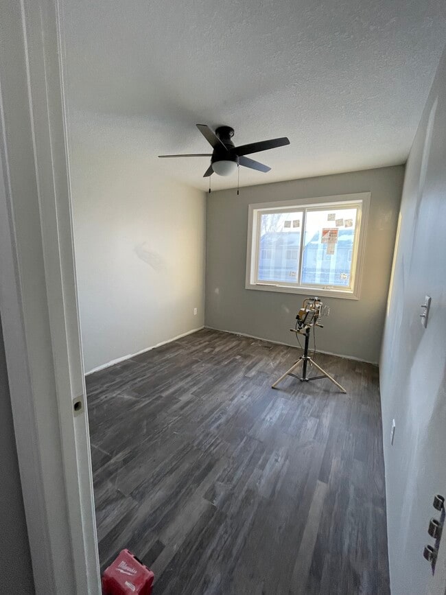 Building Photo - 18448 English Ave