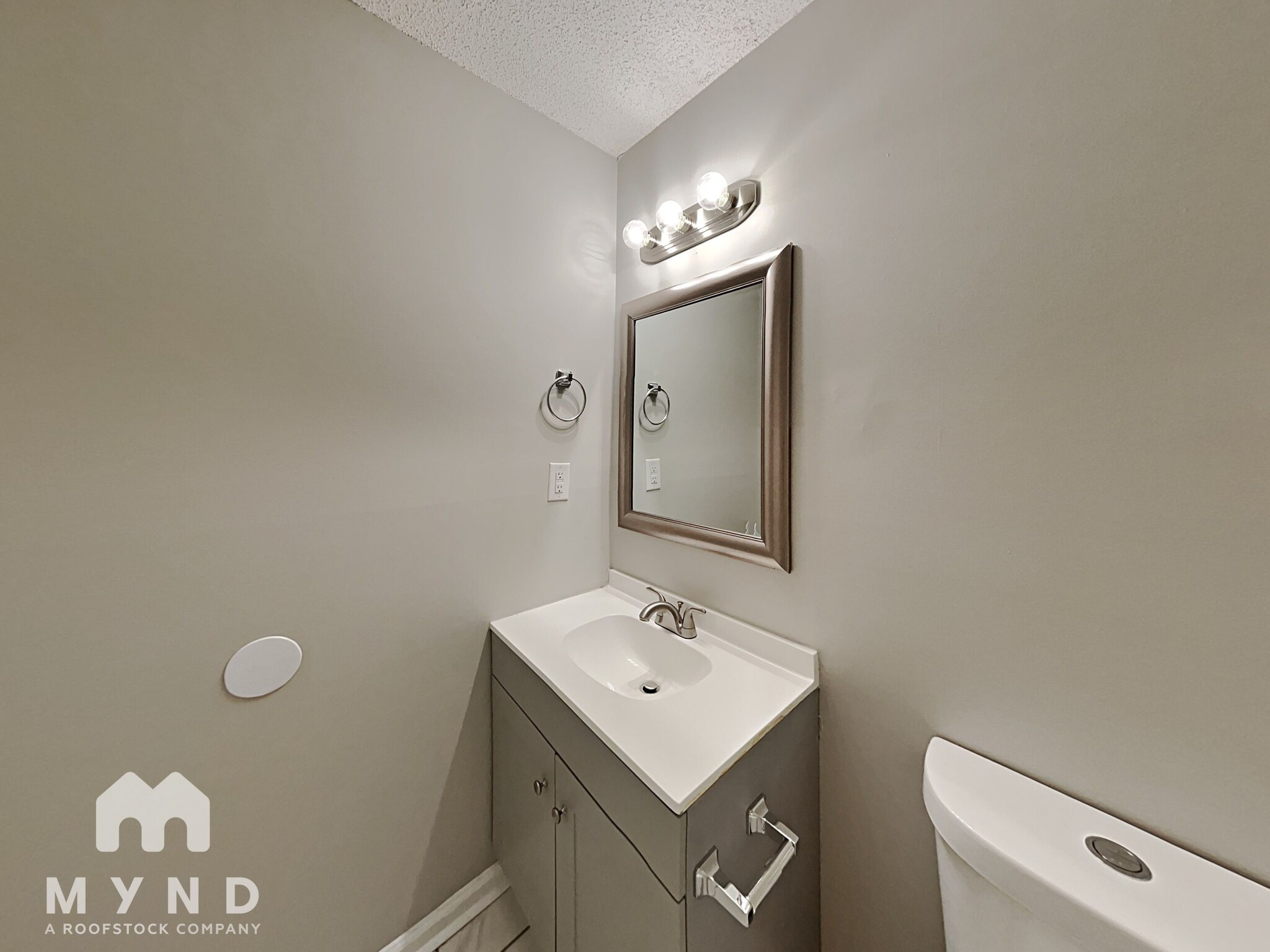 Building Photo - 4433 Sunnyslope Dr
