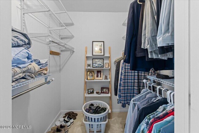 Building Photo - 26 Bayview Ct